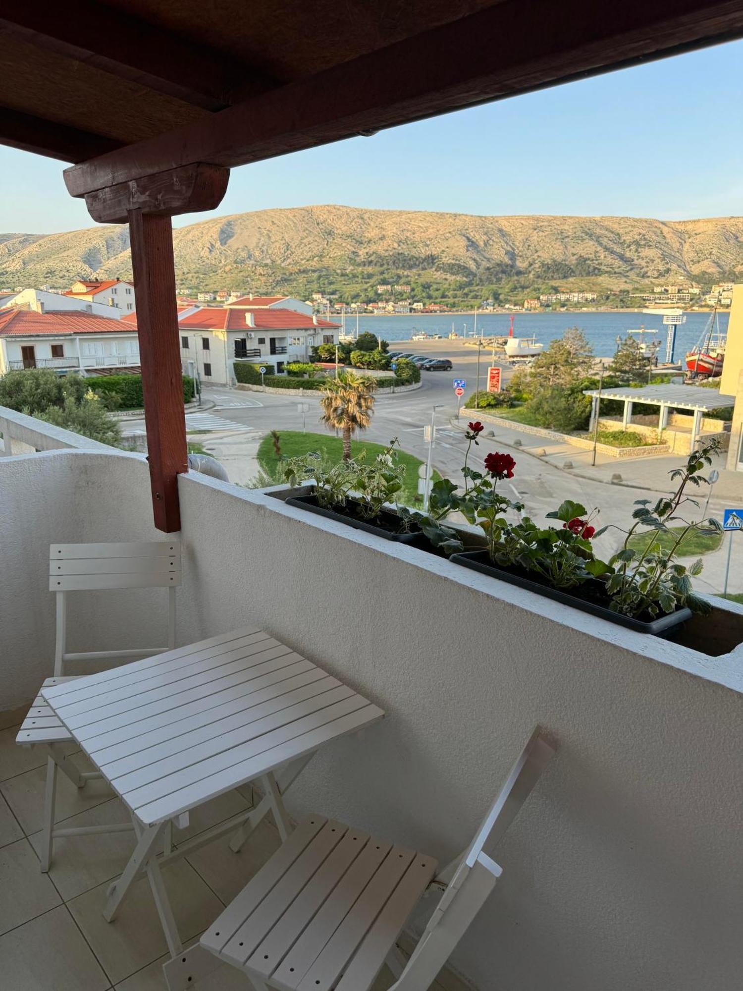 Pag Vero Apartments Pag Town Esterno foto